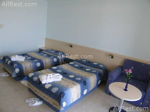 Dolphin Marina Hotel 12